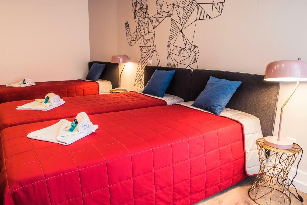In Barcelos Hostel & Guest House Exterior foto